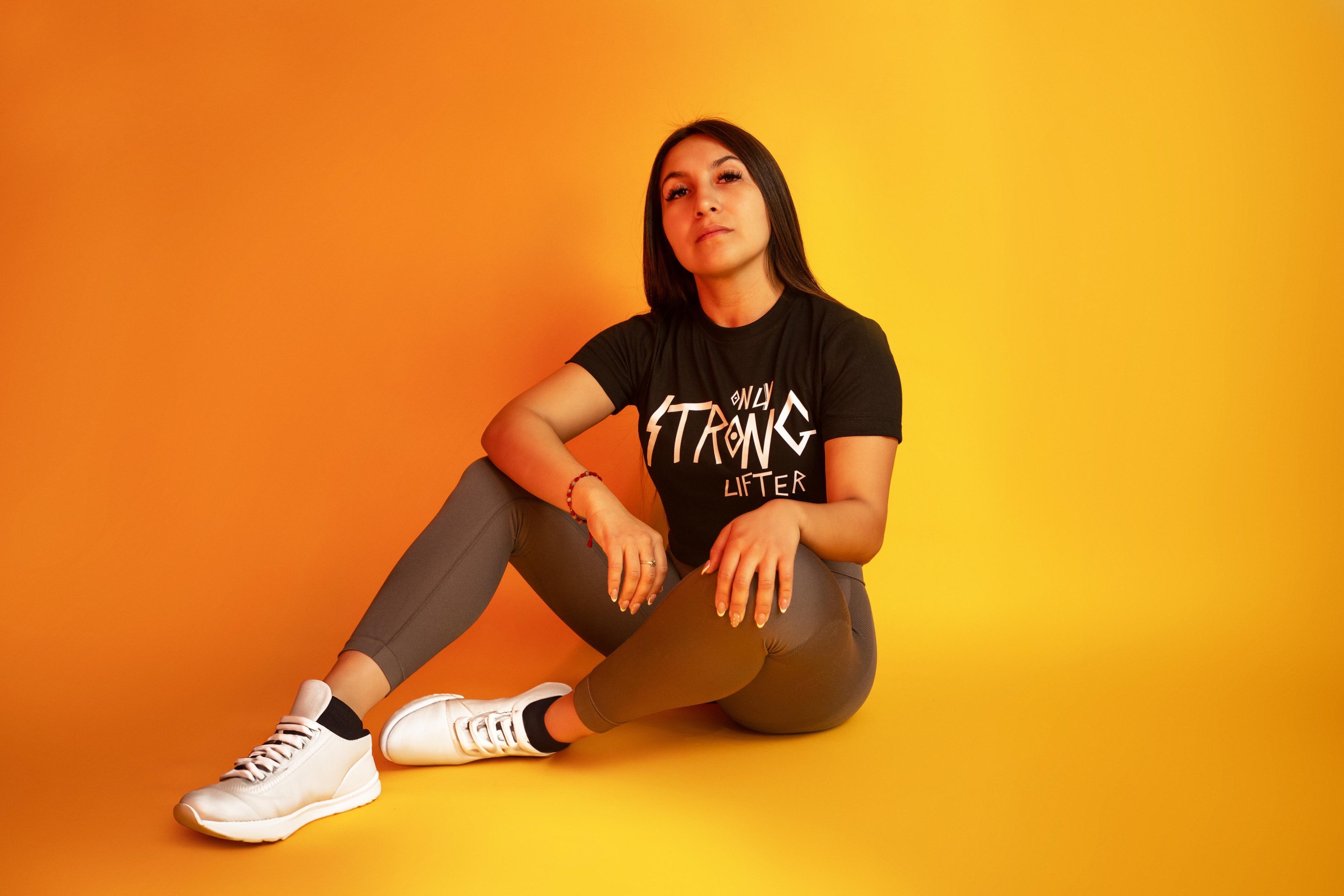 Polera Crop Metalera Strong – OnlyLifter